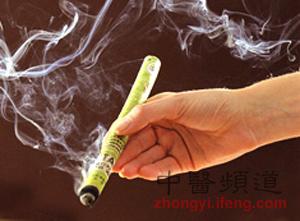 點(diǎn)擊將在新窗口查看全圖 中醫(yī)說(shuō):艾灸耳孔可治牙痛